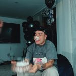 Sebastián Villalobos Instagram – Y LOS CUMPLÍ MUY FELIZ ☁️🩷✨🥳 tan agradecido con todos sus mensajes de cumpleaños y todo el amor que le han dado a #genuino ! quise en mi cumpleaños regalarles una parte de mí en forma de álbum, así que gracias también por todo el feedback.. leer sus comentarios sobre las canciones ha sido una actividad súper interesante! Gracias a cada persona que se con un mensaje, un gesto o simplemente con su energía.. influyó en que haya sido el día que fue! A mí no me gusta cumplir años (razón por la cual nunca organizo fiestas y así), pero este cumpleaños me gustó, por lo que les agradezco a todos los que hicieron que así fuera! ✨☁️👀 sigan escuchando el álbum completo que por ahí vienen los videosssss ✌🏼🎥! 28 BIEN VIVIDOS Y LA CELEBRACIÓN ITALIANA ME ESTÁ HACIENDO DAR COMO GANAS 🇮🇹 !!! 🥰 Bogotá D.C, Colombia