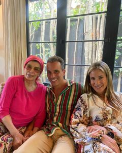 Sebastian Maniscalco Instagram - An unforgettable afternoon sharing laughs and stories with the legendary Sophia Loren. I left speaking fluent Italian.