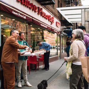 Sebastian Maniscalco Instagram - @barstoolsports One Bite Pizza Review in NYC with @stoolpresidente and @aboutmyfather. What’s your favorite pizza spot?

📷 @johanyjutras