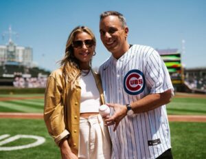 Sebastian Maniscalco Instagram - Go Cubs Go! Threw out the first pitch in the Chicago @Cubs game today against the Miami @marlins. 

📷 @dirksenphoto & @johanyjutras