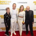 Sebastian Maniscalco Instagram - Grazie Chicago! Thank you for last night’s hometown special screening! #AboutMyFather 🤌