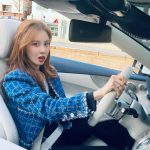 Seohyun Instagram – my brand new car🚗
이름 지어줄 사람?!