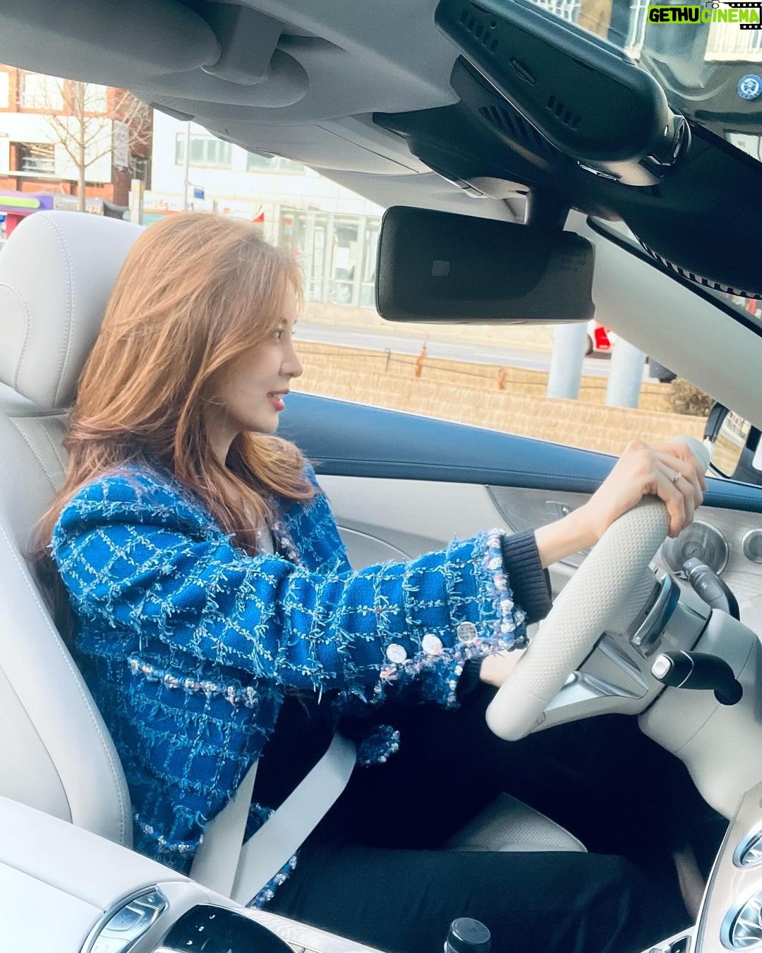 Seohyun Instagram - my brand new car๐ ์ด๋ฆ ์ง์ด์ค ์ฌ๋?!