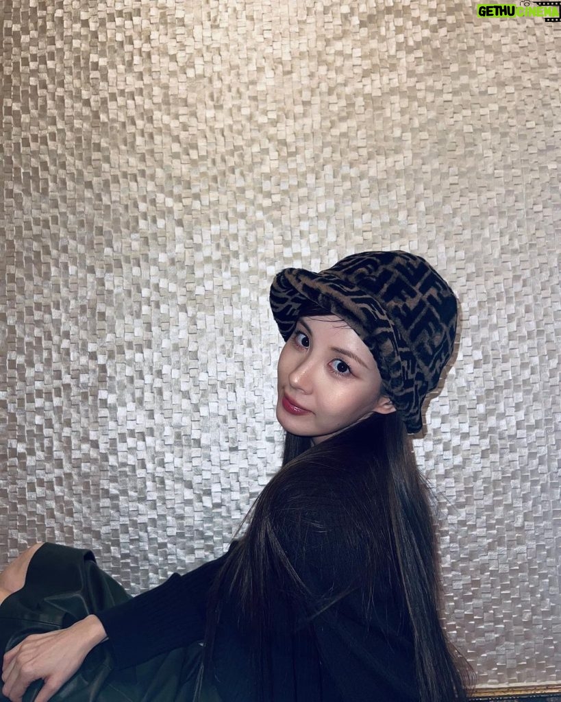 Seohyun Instagram - 🐻