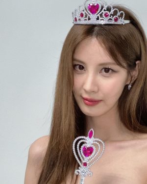 Seohyun Instagram - TMA🎤🖤💋