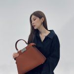 Seohyun Instagram - #FendiPeekaboo 👜 @fendi