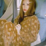 Seohyun Instagram - 다녀올게🤎