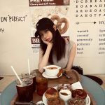 Seohyun Instagram - 나들이🥨