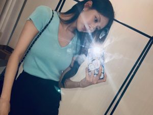 Seohyun Instagram - 무슨 말이 더 필요해 너희가 최고야 샤이니야👍
OOTD : 누가봐도 샤이니 콘서트가는사람👕🦋💎🐬🎽