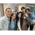 Seohyun Instagram - 흑발 차주은 is back😎 사생활 컨셉으로 연극 응원다녀왔서현🦸🏻‍♀️