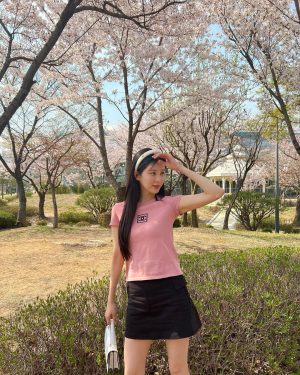 Seohyun Instagram - 몽땅 망하기 전🌸