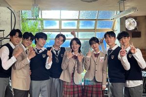 Seol In-a Instagram - 안녕하세요 배우 설인아입니다.

매번 어떤 작품을 만나
나에게 어떤 변화가 찾아올까
늘 설레이는 마음으로 하루하루를 살아가는 사람입니다.

이번 작품은 제목처럼 반짝이는 무언가가 된 것 같은 기분이 들었고, 반짝이는 워터멜론을 통해 글의 힘을 알 수 있었고, 소통의 아름다움을 배울 수 있었습니다.

좋은 작품으로 따뜻한 소통을 할 수 있음에 감사했고, 그 감사함 덕분에 또 다시 베풀 수 있는 힘이 생겼습니다.

늘 반짝이고 설레이는 자세로 멋진 배우가 되도록 노력하겠습니다.
그동안 시청해주셔서 너무 감사합니다.
늘 건강하시길 빌고 행복과 평안이 깃든 인생이시길 기도합니다.
사랑합니다!♥️

매순간 반짝이세욥✨