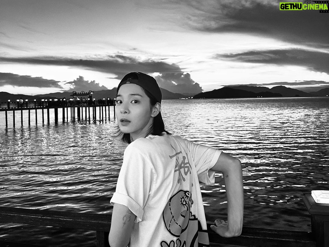 Seol In-a Instagram - 경이롭다 못해 정말 한없이 작아지는구나!!!!