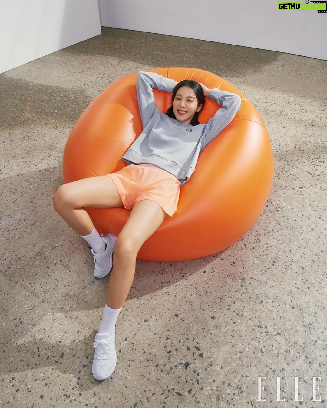 Seol In-a Instagram - @underarmourkr @ellekorea