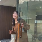 Seol In-a Instagram - 🦌🍁🌰🍂👞🟤🧥🦌