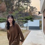 Seol In-a Instagram - 🦌🍁🌰🍂👞🟤🧥🦌