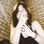 Seol In-a Instagram - Look back