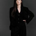 Seol In-a Instagram - 🖤