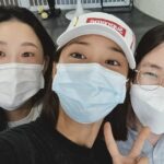 Seol In-a Instagram - 하나님, 하나님의 부름으로 천사가 하늘에 도착했을거에요. 제 목소리를 듣는 게 소원이라던 그녀의 바램이, 하늘에선 이루어지길 간절히 소망합니다. 부모님의 목소리, 자신의 목소리, 제 목소리를 풀벌레 소리, 빗소리, 낙엽 소리, 파도 소리, 눈 밟는 소리 사계절의 음악을, 그녀가 듣지 못했던 아름다운 소리를 하늘 위에서 같이 느껴주세요. 예쁜 것만 들려주시고 보여주세요 부디. 나의 영원한 1호팬 보영씨, 그리고 하나님께. R.I.P