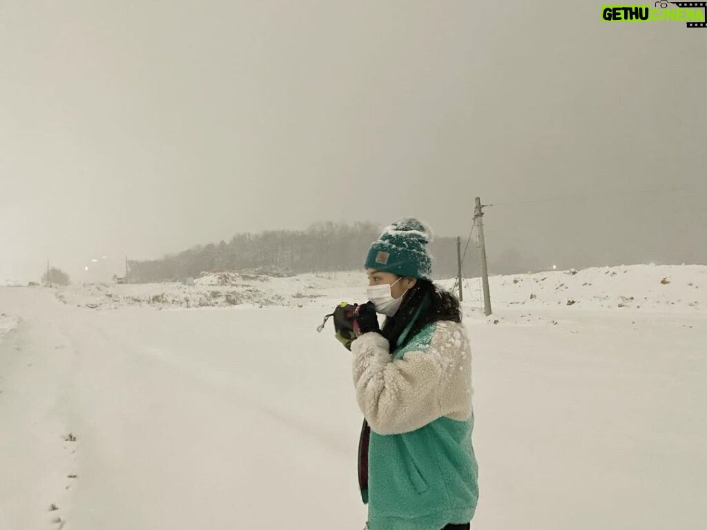 Seol In-a Instagram - 눈이 좋을 나이 눈내리는 밤