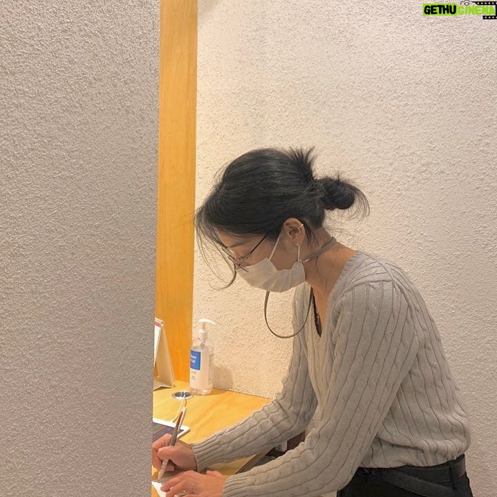 Seol In-a Instagram - 밤이면 오손도손 그리운 것들을 모아서 노랠 지어 부르겠지