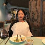 Seol In-a Instagram - 검은 옷을 입어도 난 다 흘리지🖤