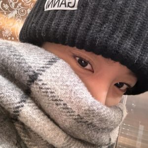 Seol In-a Instagram - 모르겠고! 더 열심히 살아야지🫡