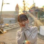 Seol In-a Instagram – 날이 좋은 날
다들 청아를 담아주겠다며.

Photo by 촬영팀+지훈형+내사랑스런청아팀