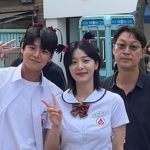 Seol In-a Instagram - 안녕하세요 배우 설인아입니다. 매번 어떤 작품을 만나 나에게 어떤 변화가 찾아올까 늘 설레이는 마음으로 하루하루를 살아가는 사람입니다. 이번 작품은 제목처럼 반짝이는 무언가가 된 것 같은 기분이 들었고, 반짝이는 워터멜론을 통해 글의 힘을 알 수 있었고, 소통의 아름다움을 배울 수 있었습니다. 좋은 작품으로 따뜻한 소통을 할 수 있음에 감사했고, 그 감사함 덕분에 또 다시 베풀 수 있는 힘이 생겼습니다. 늘 반짝이고 설레이는 자세로 멋진 배우가 되도록 노력하겠습니다. 그동안 시청해주셔서 너무 감사합니다. 늘 건강하시길 빌고 행복과 평안이 깃든 인생이시길 기도합니다. 사랑합니다!♥️ 매순간 반짝이세욥✨