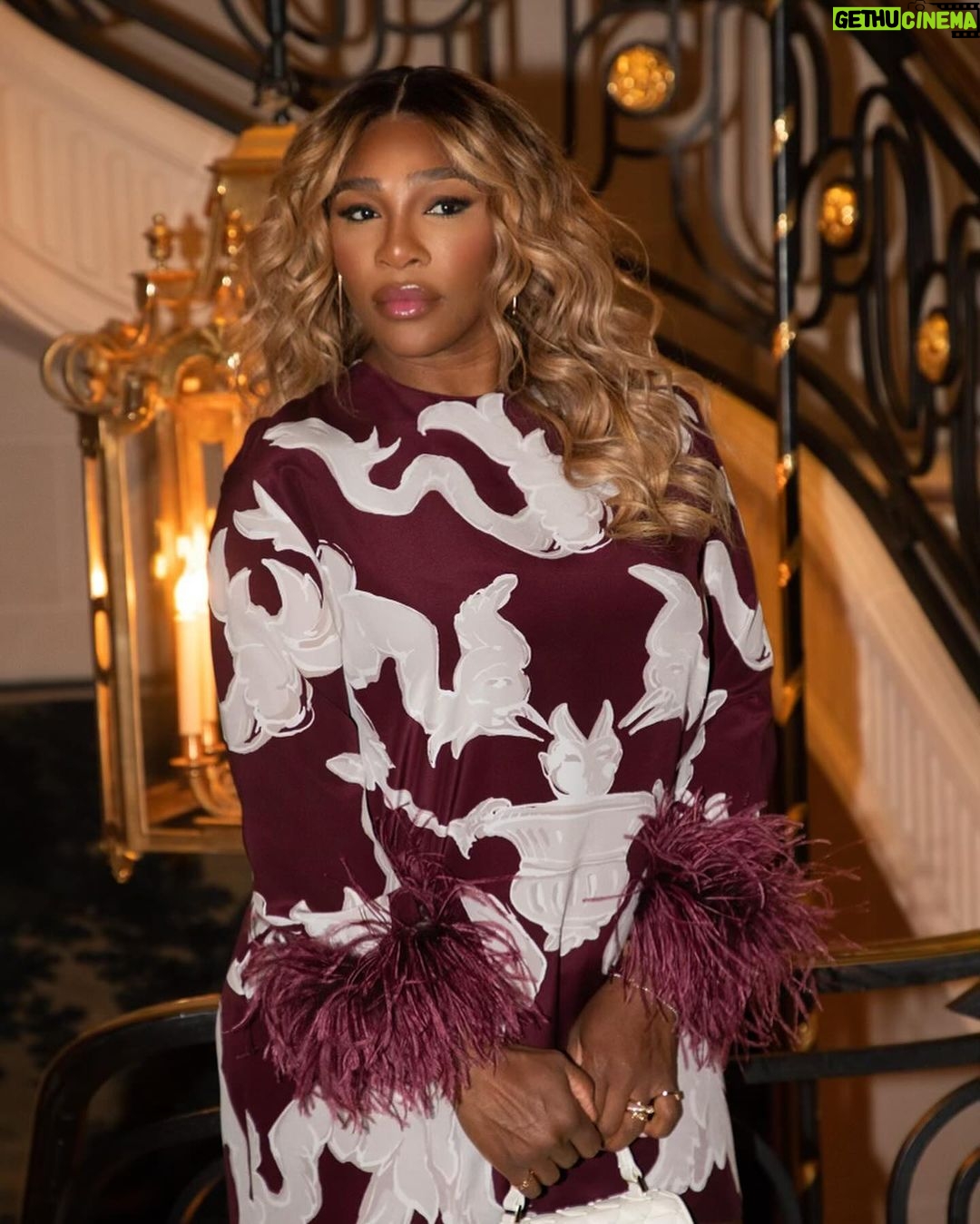 Serena Williams Instagram - 💋 @maisonvalentino @pppiccioli #ValentinoLeNoir #PFW