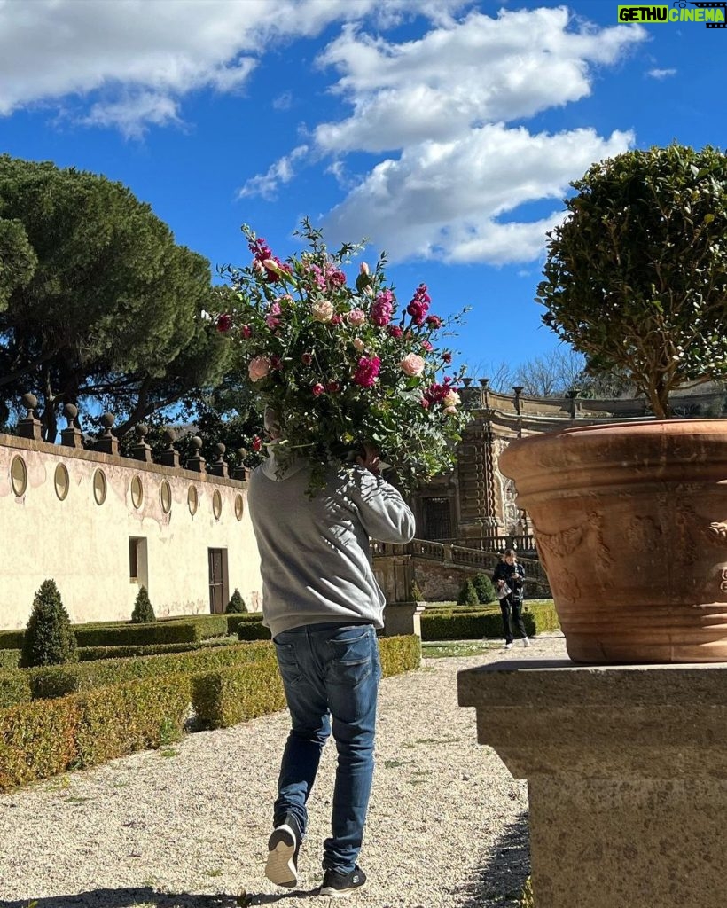 Serenay Sarıkaya Instagram - Rome 🍾🥂✨