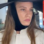 Serenay Sarıkaya Instagram - OCAK 2023 🥂🙏🏼♥️