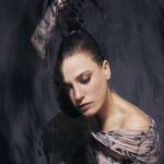 Serenay Sarıkaya Instagram - Suların Şah-ı🌊 @kein x @netflixturkiye x @serenayss  The world does not belong to humans alone.  #Shahmaran is live on Netflix  Creative Direction @kein @serendal @canuzuner  Photography @erdi_dogan  Videography @denizbirgi @yagizmehdiabbas @canyuzlu @yasirergul_  Fashion Director @buraksanuk  Music Kaan Duzarat @duzo Serpent Ecdysis Dress @kemal.yjlmaz  Hair @ibrahimzengin  Makeup @alirizaozdemir  Gaffer @okanatas  Grip @gripimfilm  Communication Agency @golin.istanbul Production @ppristanbul  Producer @zaltinkut  #Kein #Netflix #SerenaySarikaya #Shahmaran