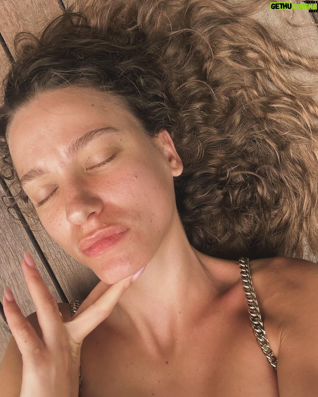 Serenay Sarıkaya Instagram - #moment ☀️