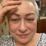 Sergey Burunov Instagram - Серёжа! Как же здорово, что мой год начинается с таких добрых слов, милых лиц и прекрасного настроения!😜 Чего и вам всем желаю. С Новым годом! #2022 #сновымгодом #сергейбурунов #марияаронова #короткооглавном