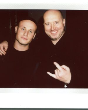 Sergey Burunov Instagram - Я не частый гость светских мероприятий. Но бывает приятно выйти, повидать друзей, принарядиться 😂😂😂
Вчера была презентация нового сезона СТС, где я посмотрел трейлер Форта Боярд. Программы будут 🔥. Жду 27 сентября. 
А потом мы с красавицей @gagara1987 вручали премии на #gqмужчиныгода 
@pavelvolyaofficial @irina_gorbacheva @bahaooo 

@gqrussia @tv_ctc
#gqrussia