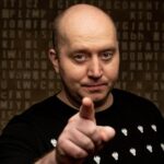 Sergey Burunov Instagram - Доброе утро, дорогие подписчики. В Москве наконец солнце 🌞 Поэтому меняю фото на аватаре на весеннее. Вместе с вами, конечно. Какую выбираем? Пишите номера в комментариях. Пусть директор помучается, будет в ручную считать 🤪🤪🤪 Снимал Ваня @ivanponomarenkoru Moscow, Russia