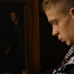 Sergey Burunov Instagram - По четвергам на моей любимой платформе @start.ru выходят новые серии «Вампиров средней полосы». Это очень забавный проект с многоуважаемым Юрием Стояновым в главной роли. @stoyanovshow Чего не ждешь от сериала про вампиров (русского сериала про вампиров!), так это душевности и возможности посмеяться. Юрий Николаевич - браво! А также там снимается любимчик молодежи @kalyzhnyy Смотрите на #START. Отрывки и трейлер разместил в карусели. А для моих подписчиков по промокоду BURUNOV две недели бесплатно для новых пользователей. Вводить промокод лучше всего на start.ru/code А еще на @start.ru Start скоро выйдут мои фильмы #вампирысреднейполосы