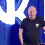 Sergey Burunov Instagram - Что за великолепная неделя у меня, дорогие подписчики. Сбылась еще одна мечта. Ребята из @vk устроили встречу с моим техно-кумиром немецким диджеем @borisbrejcha. ВК объединяет! Полная версия нашей встречи у меня на странице в ВК. Ссылка в шапке. Я ужасно волновался. Получается получил индивидуальный мастер-класс от гуру. 02.03.04 апреля он выступает в Adrenalin Stadium. Вроде бы билеты еще есть. Приходите вместе со мной. Билеты на @globalclubbing Спасибо @sidorkov за это знакомство #borisbrejcha #techno VK STADIUM