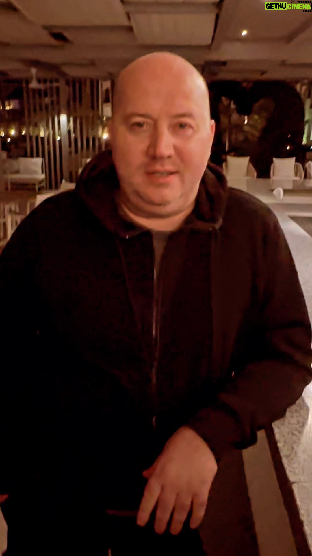 Sergey Burunov Instagram - Я знаю, через что вы проходите. Сил вам, борющиеся. Победы на раком.