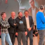 Sergey Burunov Instagram - Я не устану повторять, что когда сценарий #словопацана попал ко мне в руки, я сразу влюбился в этот проект. Без преувеличений его смотрят и обсуждают все. На премьере 8 серии сказали, что уже более 30 миллионов человек посмотрели этот важнейший для меня проект. Благодарность и аплодисменты всей съемочной команде, всем продюсерам, артистам и конечно авторам сценария, и моему обожаемому режиссеру Жоре Крыжовникову @verybestday Ура ребята! @ochen_prostoy @strizhevskayaga @slava.kopeykin @leon_kemstach @ruzil.minekaev @ivanfilippovich @n.kologrivyy @nastitasti @elizavetabazykina @aleksey.trotsuk