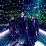 Sergey Lazarev Instagram - LazerBoy cнова в деле)! 15 лет назад эта песня прозвучала на самом Первом Big Love Show! С тех пор я не пропустил ни один фестиваль Love Radio @loveradioofficial за 15 лет. И с радостью принял предложение открыть Биг Лав Шоу в этом году именно с этой песней. Полетели назад в прошлое на 15 лет!?))) Спасибо Love Radio за ежегодный праздник любви и музыки ! Спасибо режиссерам Александру и Нине Гришаевым @grishaev_alexander @ninaalekseevagrishaeva Репетиции с камерами, четкость, профессионализм и индивидуальный подход к каждому артисту! Спасибо! Это в нынешнее время -редкость! Спасибо Хореографу номера Виталию Савченко! @vitaliksav4enko Всем танцорам и LazarevTeam #Лазарев #сергейлазарев #биглавшоу #Lazerboy #bigloveshow2024