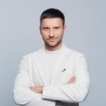 Sergey Lazarev Instagram - Сегодня в полночь премьера новой песни «Загадай Любовь»! Не пропустите! #загадайлюбовь #23ноября #премьера #сергейлазарев #лазарев