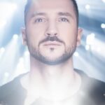 Sergey Lazarev Instagram - Новый альбом «Я ВИДЕЛ СВЕТ». ‼️ Ссылка на ПРЕСЕЙВ уже в шапке профиля! Сохраняй альбом , чтобы услышать первым ! Релиз 27.10.23. #сергейлазарев #лазарев #явиделсвет #новыйальбом