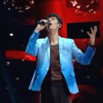 Sergey Lazarev Instagram - Просто послушайте! Это Фаррух Хасанов из Таджикистана ! @hasanovmusic Это настоящая свобода голоса, свобода артиста! Это голос , который творит красоту здесь и сейчас, а мы наблюдаем за этим рождением. Ребята, я пересмотрел это выступление раз 30! Какая-то магия! Браво! И как же я люблю эту песню. Фаррух набрал 94 голоса! Но на мой взгляд это безоговорочная сотня! Обаятельный и очень открытый парень! Я рад, что он прошел в следующий этап. Какой же у нас крутой 5-й сезон шоу «Ну-ка, все вместе». Столько талантливых вокалистов🔥🔥 не пропустите новый выпуск в следующую пятницу в 21.30 на телеканале Россия-1 #фарруххасанов #сергейлазарев #лазарев #сотня #нукавсевместе