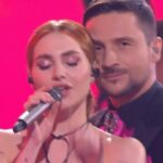Sergey Lazarev Instagram – Смотри «Вкус малины» на «Новой Фабрике Звезд» на ТНТ в дуэте с участницей фабрики Полиной Быковской @pollkaa 
@starfabrica ! Смотрите Новую Фабрику? За кого болеете?
#сергейлазарев #Лазарев #Полинабыковская #новаяфабриказвезд  @tnt_online @yuliasumacheva