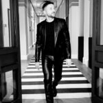 Sergey Lazarev Instagram - Всё это САМООБМАН! Здесь больше нету иллюзий.. Этот роман, казалось тогда Раз и навсегда…. #Сергейлазарев #лазарев #новыйальбом #самообман #явиделсвет Автор песни: @elgomusic