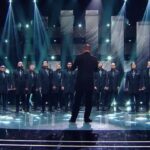Sergey Lazarev Instagram - Мужской хор ART’O’DOX из Воронежа. Это могла бы быть 6-я СОТНЯ за программу! НО, увы,99 ! Хотя до меня -это 100, Потому что, это единственное исполнение в финале, которое вызвало комок в горле и подступившие слезы. Божественно!! #нукавсевместехором #сотня #Лазарев #нукавсевместе #финал Заслуживают 100 баллов?