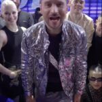 Sergey Lazarev Instagram - 100 ‼️концертов тура с шоу «Я не боюсь» 🔥🔥 чуть более чем за год! ❤️ спасибо моей любимой команде, лучшим организаторам и любимым зрителям по всей стране❤️ #шоуЯнебоюсь #Лазарев #Шоу #Тур #сергейлазарев #мыделаемшоу #LazarevTeam
