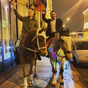 Sergey Svetlakov Instagram - парапарапарадуемся Питеру зимой...